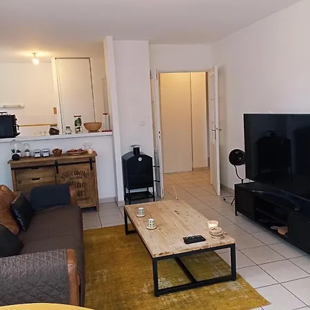 Belle Appartement, Et *
